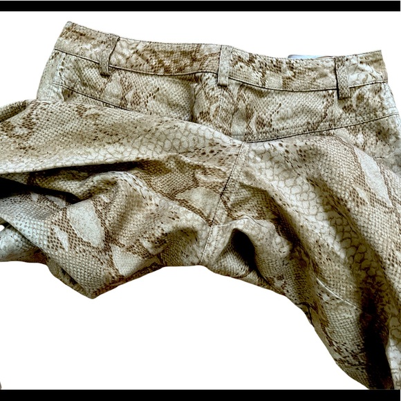 Women’s Emanuel Ungaro Liberte’ high rise mom snake patterned pant, size:4/38 - Picture 6 of 9